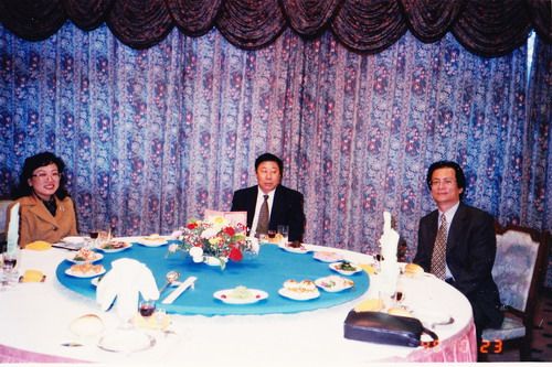 《文汇报》记者与中共高官——香港《文汇报》内幕之三