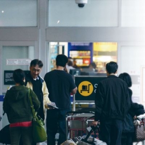 新移民出国工作失永久居民身分