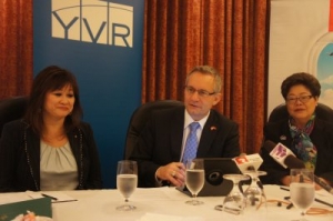 加拿大增加向中国出口铀 推广食物出口